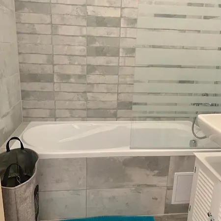 Adoro Lido 아파트 *